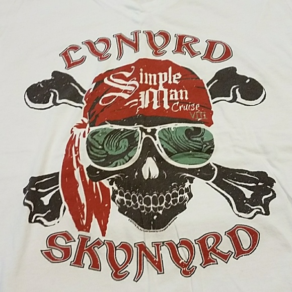 Lynyrd Skynyrd Graphic Tee Short Sleeve - Picture 2 of 4